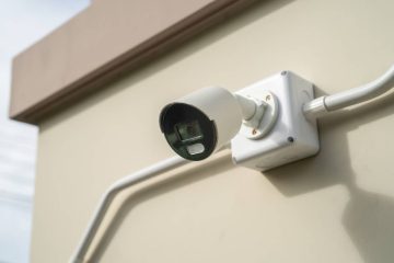 Jak zagłuszyć obraz z kamery? – skuteczne sposoby i praktyczne wskazówki