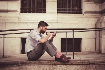 Solidne etui do smartfona - z czego powinno być wykonane?