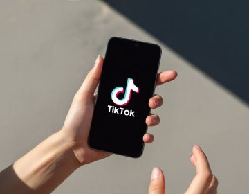 Jak włączyć TikToka dla dorosłych? - kontrola treści dla Ciebie