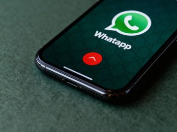 Jak ukryć czat na WhatsAppie? - archiwizacja i blokada rozmów
