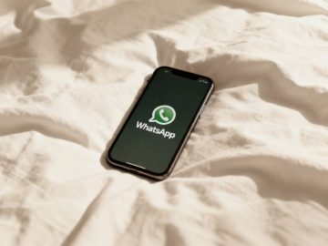 Jak wysłać znikające zdjęcie na WhatsAppie? - jednorazowe wyświetlanie